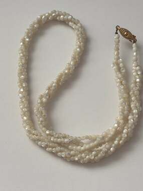 Vintage Mother Of Pearl Beaded Necklace